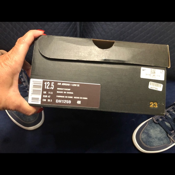 Nike Air Jordan 1 Low SE Denim - MENS Size 12.5 - NEW WITH BOX! - Picture 3 of 9